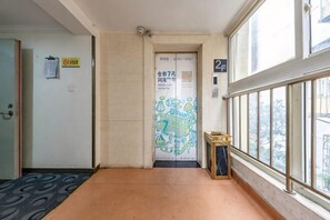 Interior - 7Days Inn Chain Hotel (Kunming Dongjiawan Telecom Building) (Kunming)