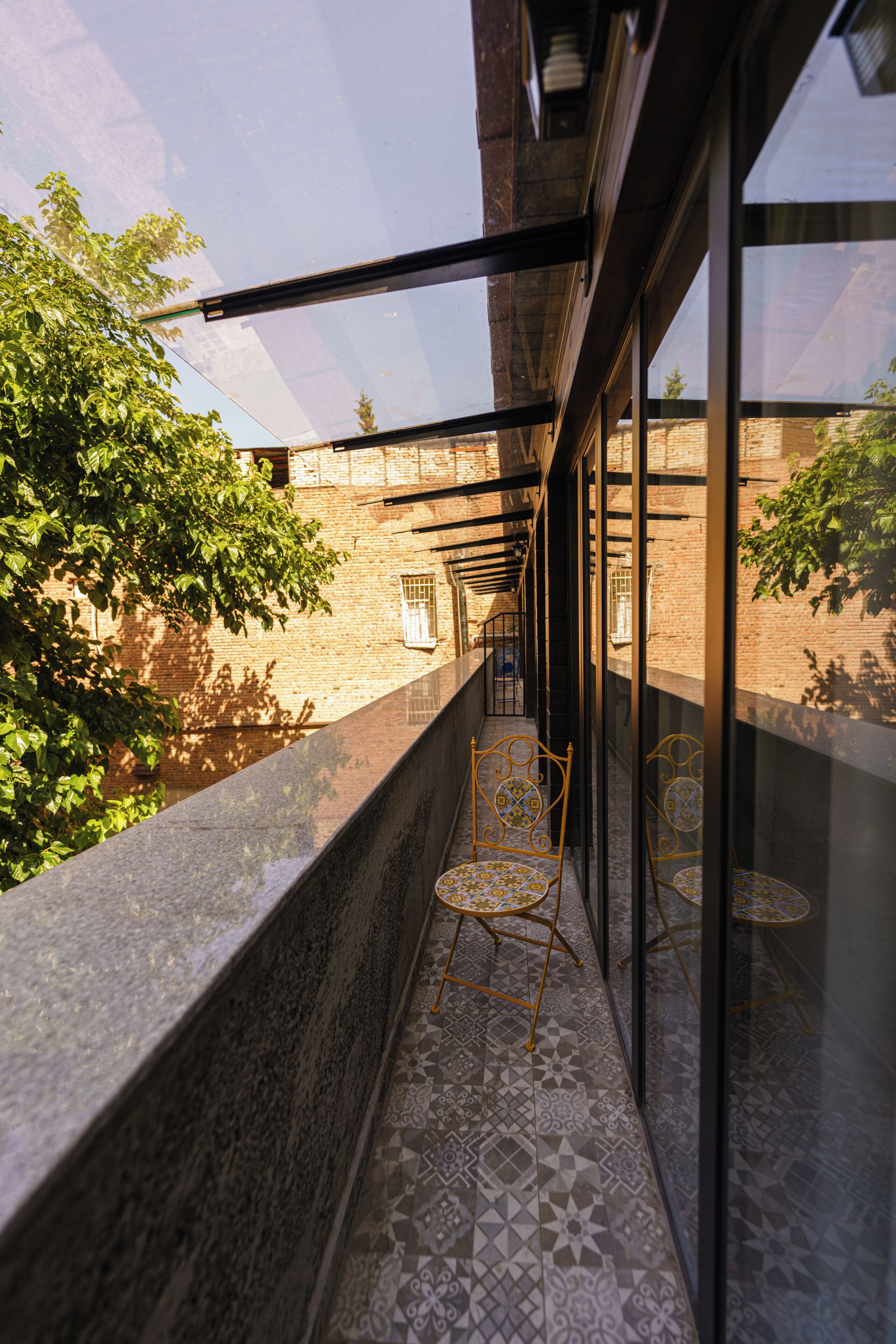 Photo - ARAKI Sololaki