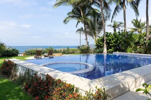 A heated pool - Girasol - Beachfront House (4bd) - Bucerias (Bucerías)