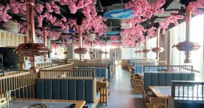 Shizuishan Jinguan Hotel