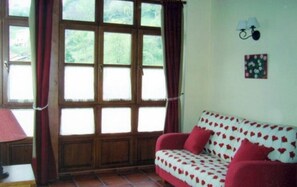 Smart-tv en een open haard