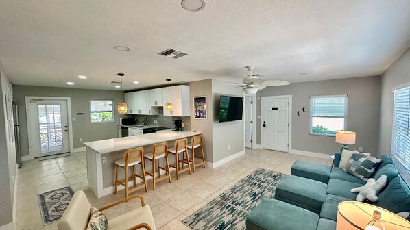 Apartment - Turtle Nest Beach House (Fort Myers Beach)