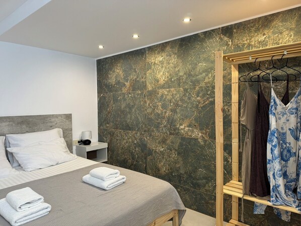 1 quarto, ferros/tábuas de passar roupa, Wi-Fi de cortesia