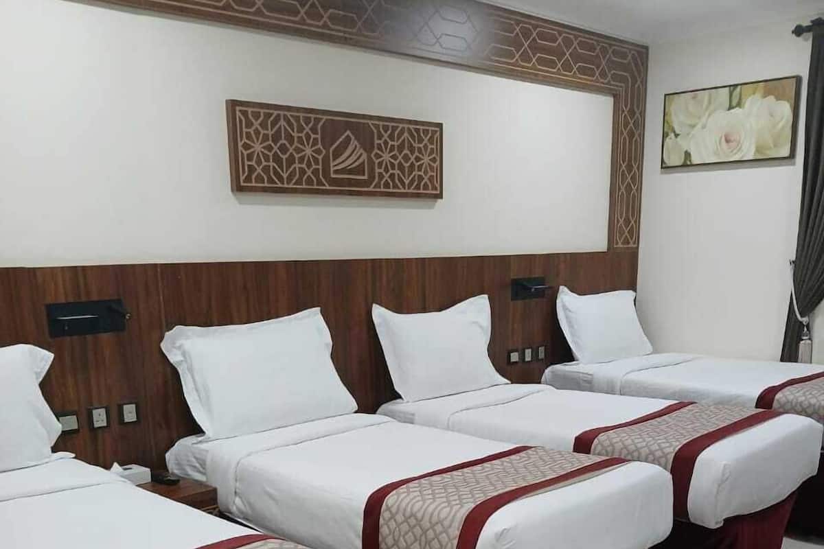 In-room safe, blackout curtains, free WiFi, bed sheets