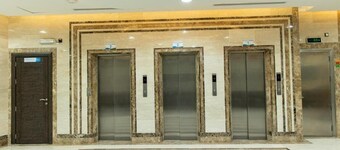 マハド アル レサラ 3 ホテル