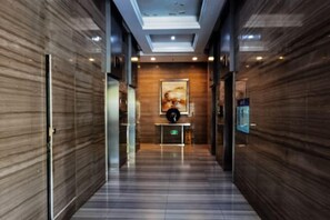 Interior - Fusion International Garden Apartment (Shanghai)