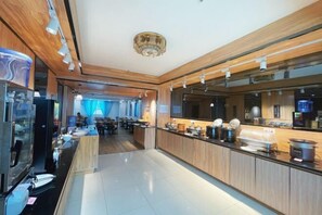 Restaurant - Xingyue Hotel (Jiangnan Bus Terminal Dashatian Subway Station) (Nanning)