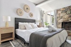 4 soverom, strykejern/-brett, reiseseng for barn og wi-fi