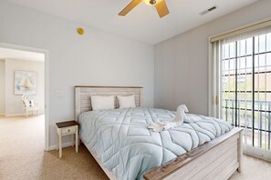 3 室のベッドルーム、インターネット、ベッドシーツ