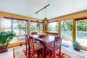 Dining - Family-friendly waterview home with spacious decks, gas grill and W/D (Brinnon)
