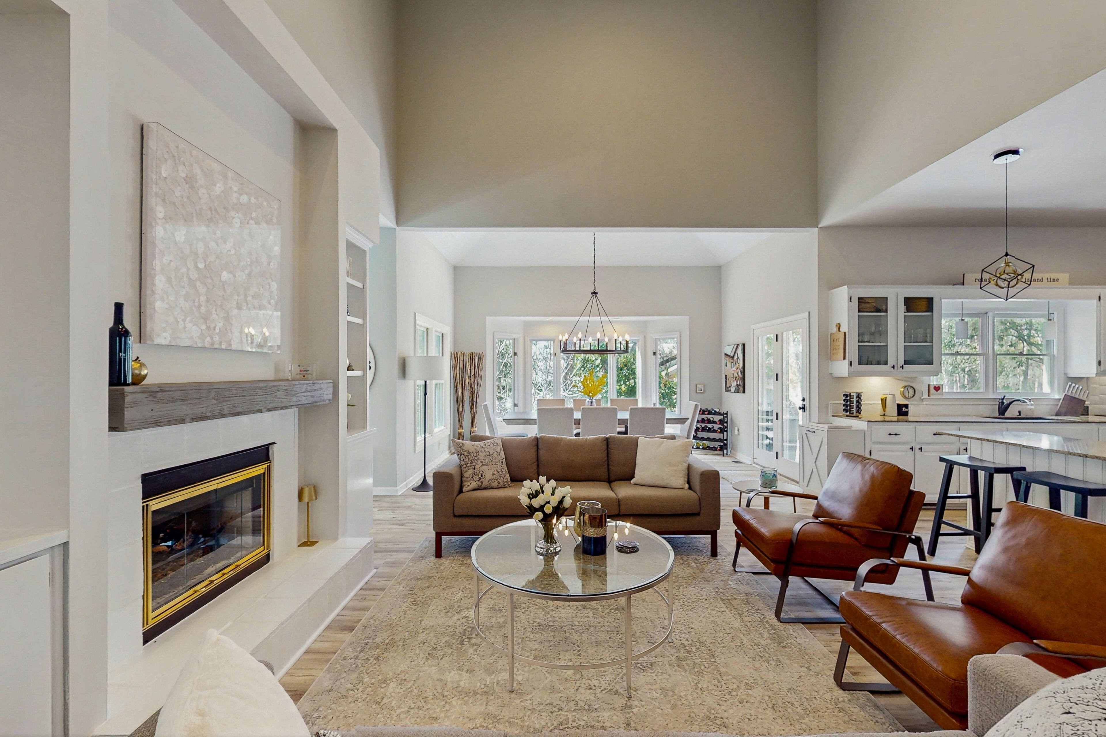 Televisio, takka, DVD-soitin