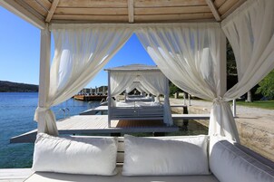 Private beach, scuba diving, beach volleyball, rowing
