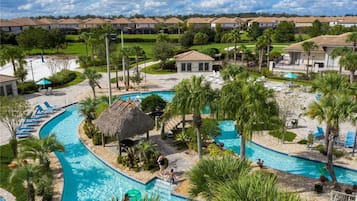 Piscine couverte, piscine extérieure
