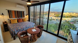 2 bedrooms, iron/ironing board, WiFi, bed sheets - Casita Mariposa Azul, 2-bedroom, 2.5 bath in delightful Bucerías with A/C, WiFi (Bucerías)