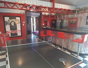 Games room - Charming in Spring Valley  (Spring Valley)