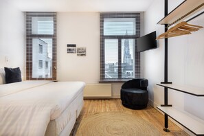 3 bedrooms, WiFi, bed sheets - Beautiful Antwerp City Apartment (Antwerpen)