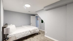 2 Schlafzimmer, Bügeleisen/Bügelbrett, Reisekinderbett, WLAN