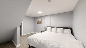 2 soverom, strykejern/-brett, reiseseng for barn og wi-fi