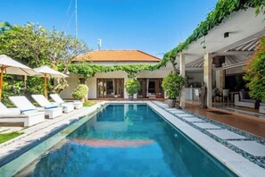 Unclassified image, 4 of 8, button - Central Seminyak Villa Martini (Bali)