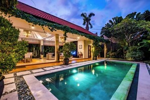 Unclassified image, 5 of 8, button - Central Seminyak Villa Martini (Bali)