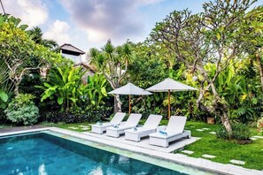 Unclassified image, 5 of 8, button - Central Seminyak Villa Martini (Bali)