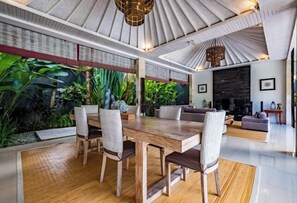 Cots/infant beds - Central Seminyak Villa Martini (Bali)