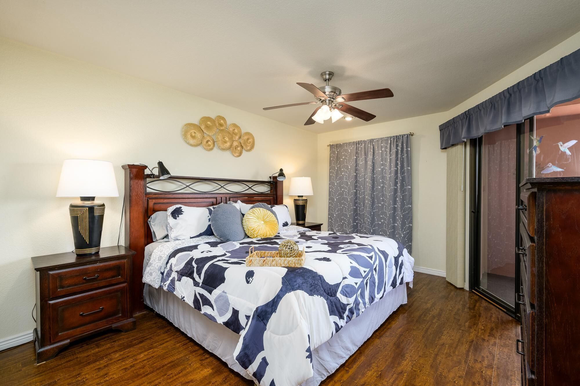 CASA VISTA-Anasazi Village-Updated Top Floor view of Golf Course/Pool View
