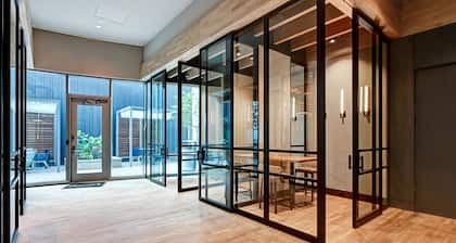 Global Luxury Suites at Town Center