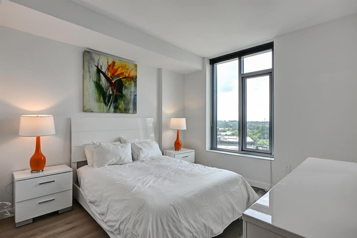 Luxury-Apartment, 1 Schlafzimmer | 2 Schlafzimmer, Schreibtisch, laptopgeeigneter Arbeitsplatz