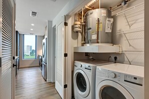 Luxury-Apartment, 2 Schlafzimmer | Wäschereiservice