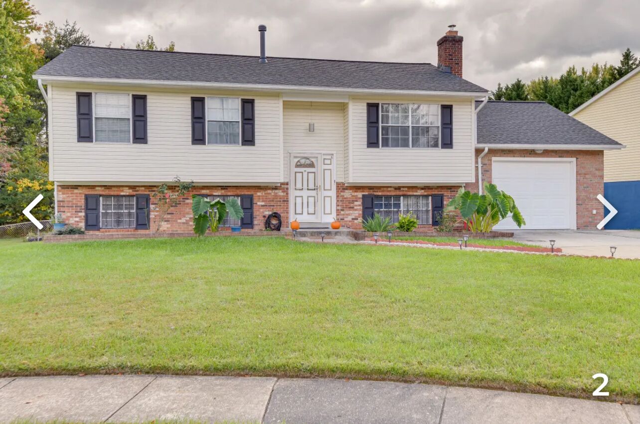 Entire 5-bedroom house in lovely Fort Washington with AC, WiFi, free parking