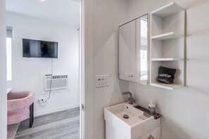 Interior - Bright North Park Studio with Parking, AC & Yard (San Diego)