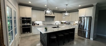 Charming Rental Property with Dual Master Suites - 10 Minutes from UA Campus!