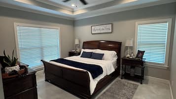 2 dormitorios, tabla de planchar con plancha, wifi y ropa de cama