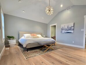 3 bedrooms, free WiFi, bed sheets