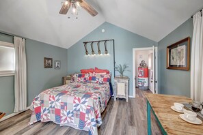 1 chambre, fer et planche à repasser, Wi-Fi, draps fournis