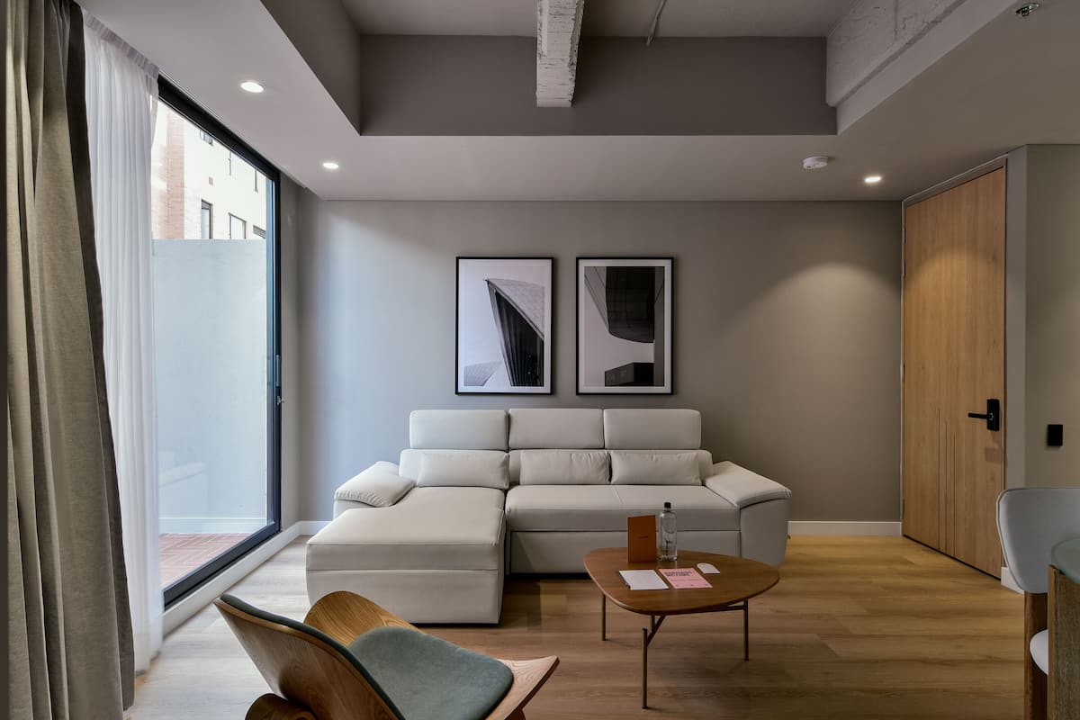 Appartement, 2 slaapkamers (202) | Woonruimte | Een smart-tv