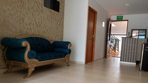 Reception - Apartahotel La Villa Santa Fe de Ant. (Santa Fe de Antioquia)