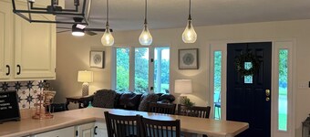 Charming 4-bedroom farmhouse!