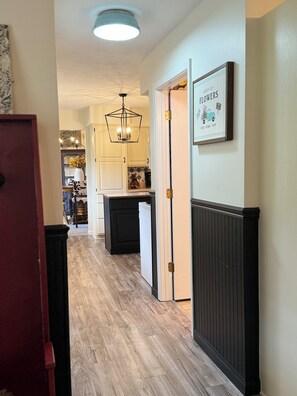 Interior - Charming 4-bedroom farmhouse! (Dongola)