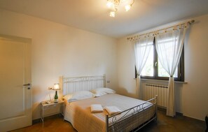 2 Schlafzimmer, Bügeleisen/Bügelbrett, Reisekinderbett, kostenloses WLAN