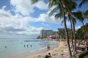 Beach - Waikiki Ocean/Mountain View KV1003a (Honolulu)