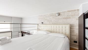 1 chambre, fer et planche Ă repasser, Wi-Fi, draps fournis