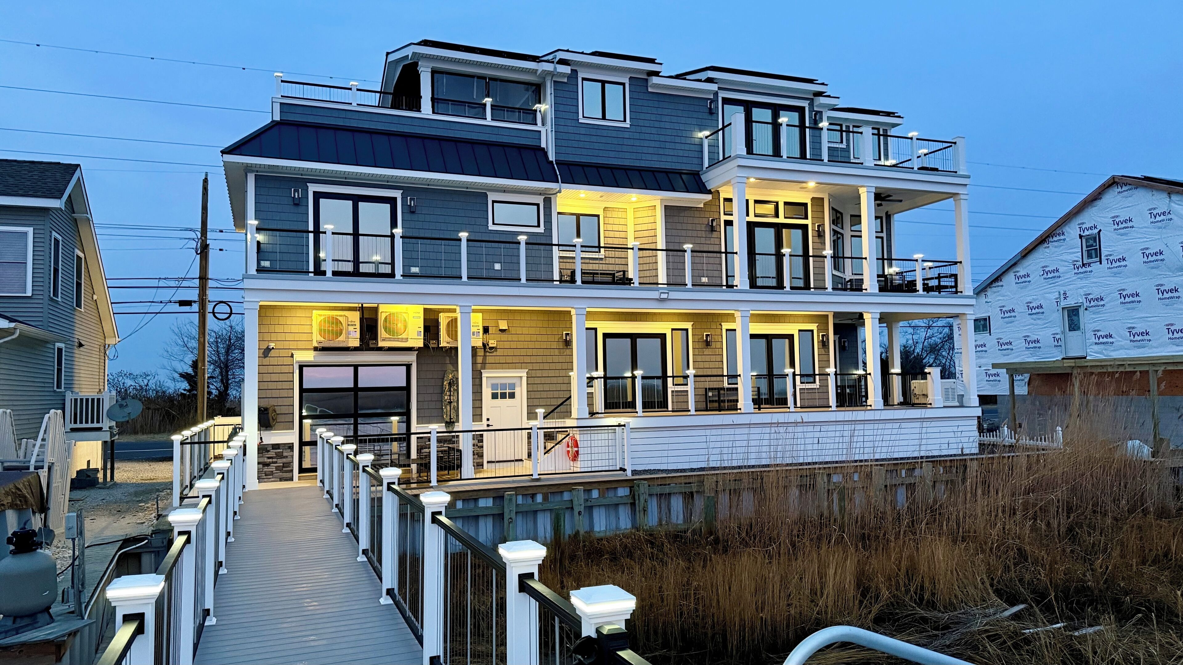 New Build - 5 Bed, 5 Bath, Bay Front, Sleeps 14.  See you soon!