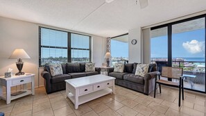 Imagen sin descripción, 2 de 24, botón