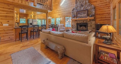 Bear Creek Lodge - Association Pool, Pretty Surroundings, Goshorn Lake Access