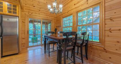 Bear Creek Lodge - Association Pool, Pretty Surroundings, Goshorn Lake Access