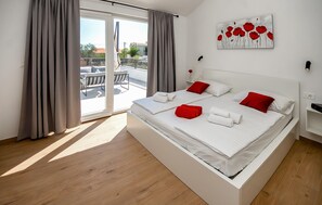 3 habitaciones y caja de seguridad en la habitación