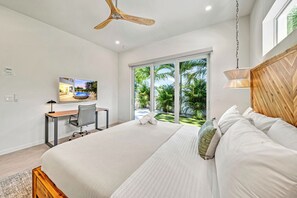 5 Schlafzimmer, Schreibtisch, Bügeleisen/Bügelbrett, kostenloses WLAN