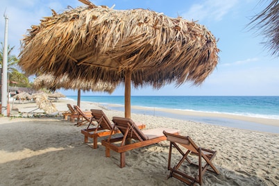 Senda Kokkos Beach
